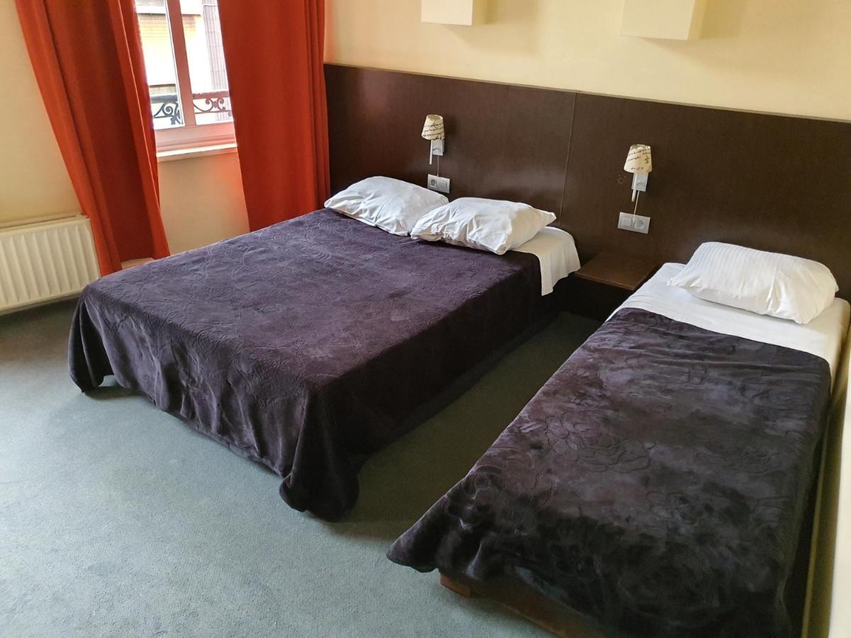 Hotel Queen Mary Brussel Bagian luar foto