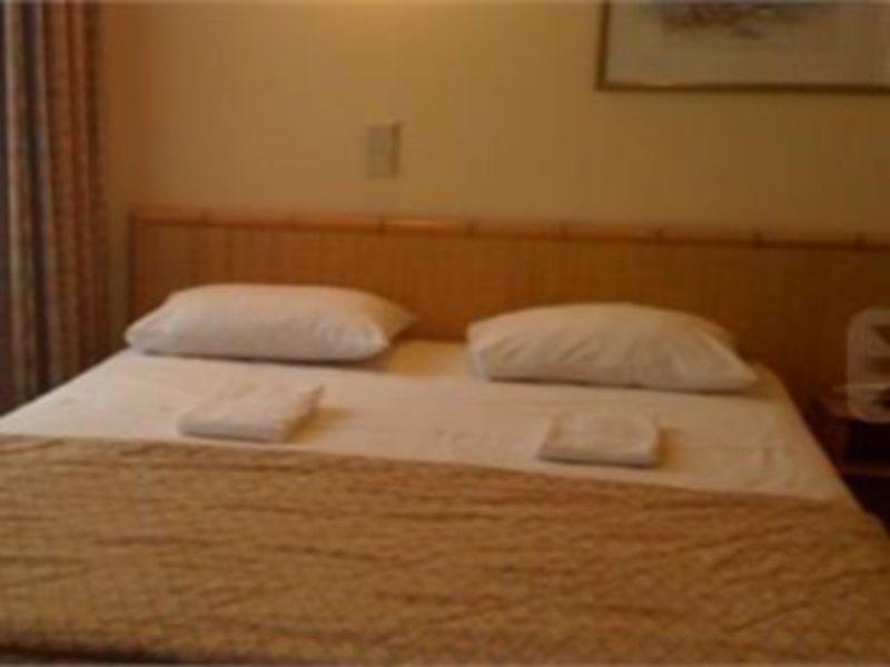 Hotel Queen Mary Brussel Bagian luar foto