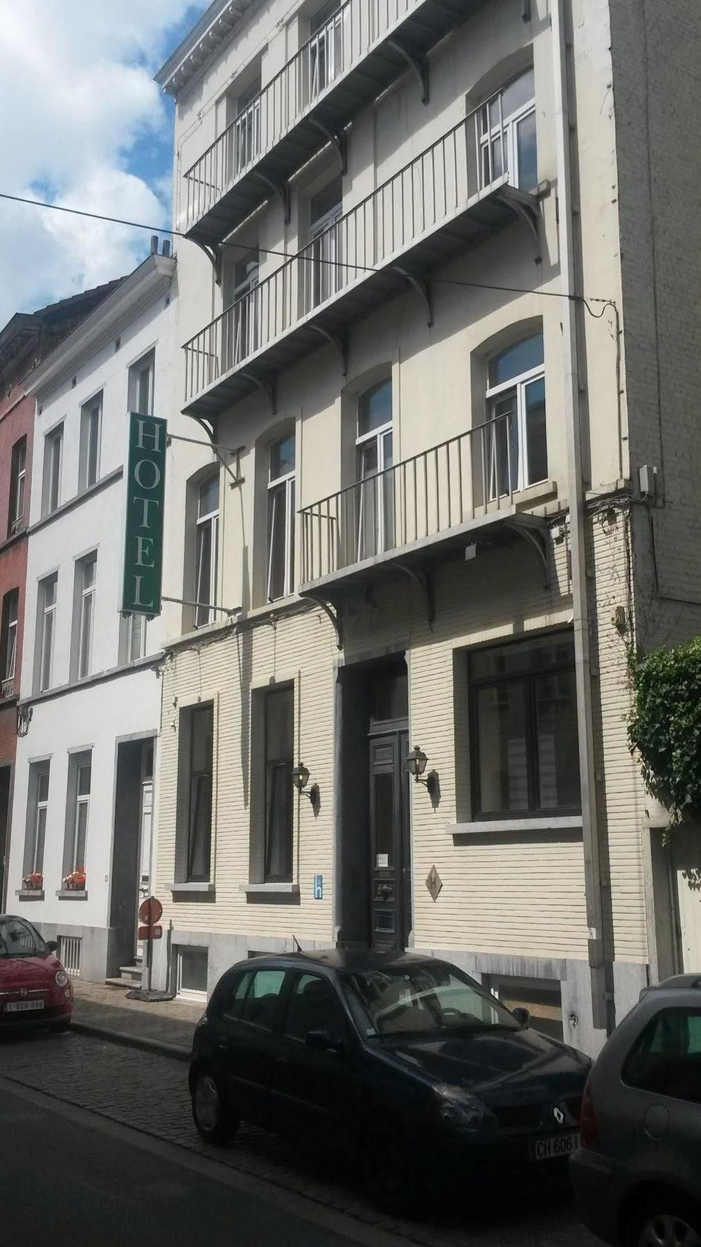 Hotel Queen Mary Brussel Bagian luar foto