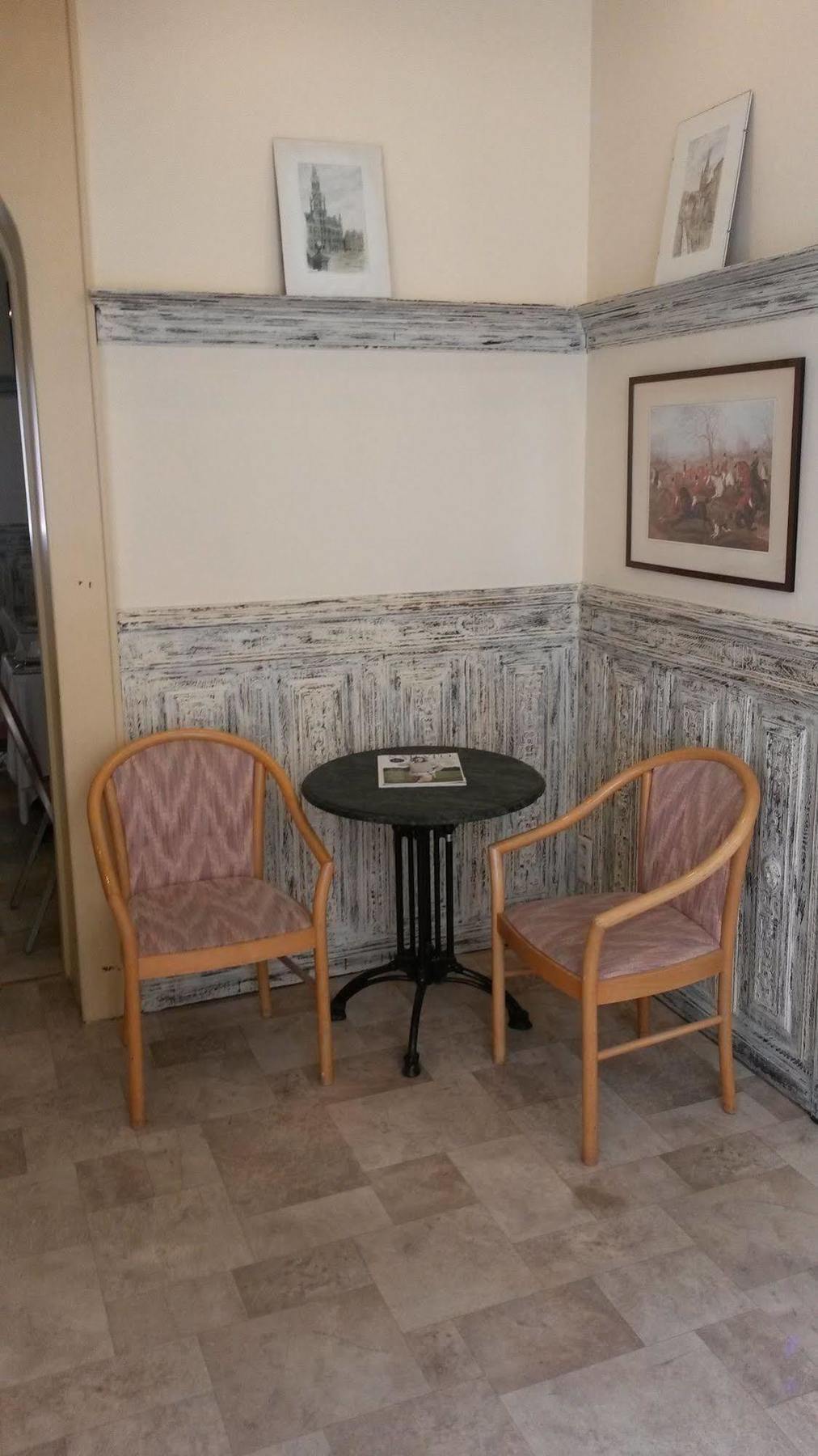 Hotel Queen Mary Brussel Bagian luar foto